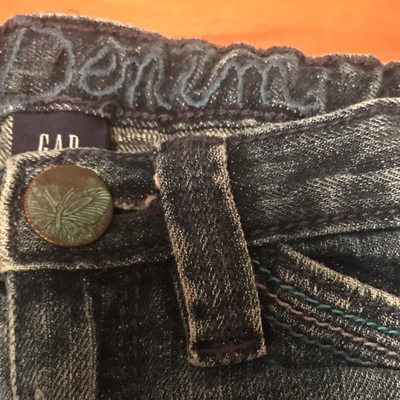 GAP Kids Denim Shorts 99% Cotton Adjustable Waist - Picture 2 of 4